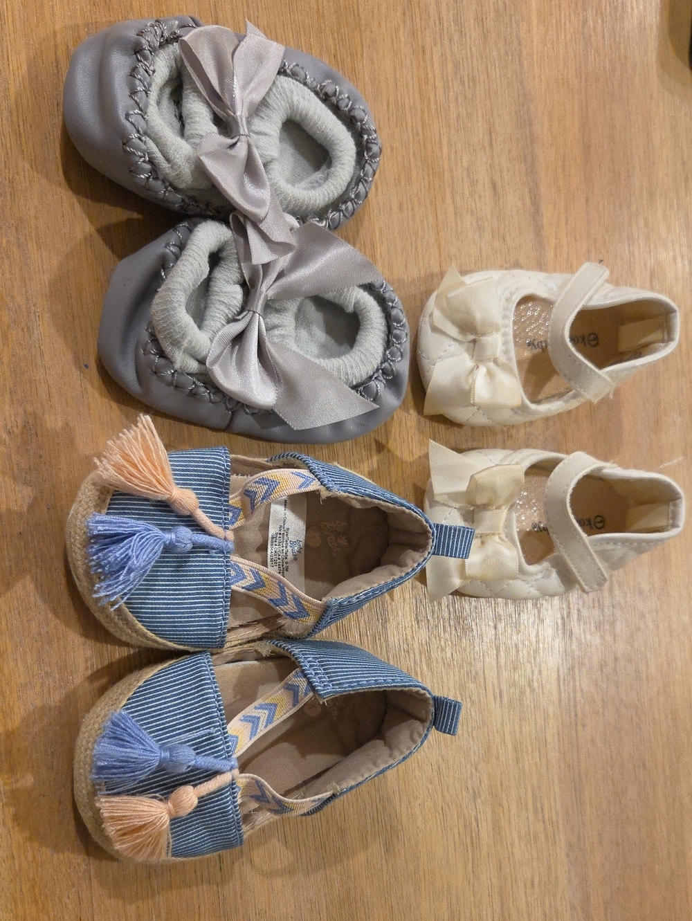 Lot Of Soft-Soled Shoes New Born To Sz 1 New